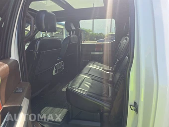 2019 Ford Super Duty F-350 King Ranch Crew Cab Long Bed DRW - miniatura 13