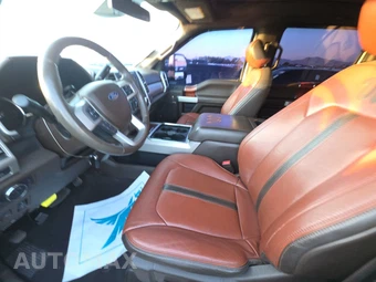 2019 Ford Super Duty F-350 King Ranch Crew Cab Long Bed DRW - miniatura 7