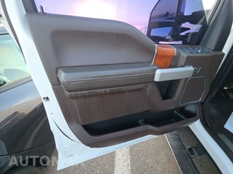 2019 Ford Super Duty F-350 King Ranch Crew Cab Long Bed DRW - miniatura 9