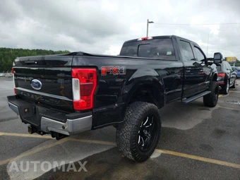 2019 Ford Super Duty F-350 Lariat Crew Cab Long Bed - miniatura 4