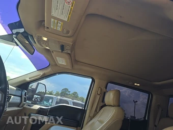 2019 Ford Super Duty F-350 Lariat Crew Cab Long Bed - miniatura 17