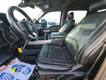 2019 Ford Super Duty F-350 Lariat Crew Cab Long Bed DRW - miniatura 7