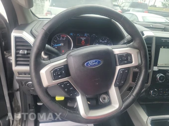 2019 Ford Super Duty F-350 Lariat Crew Cab Long Bed DRW - miniatura 10
