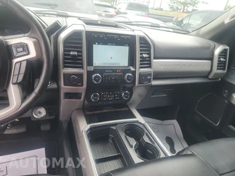 2019 Ford Super Duty F-350 Lariat Crew Cab Long Bed DRW - miniatura 11