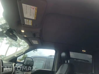 2019 Ford Super Duty F-350 Lariat Crew Cab Long Bed DRW - miniatura 17