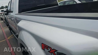 2019 Ford Super Duty F-350 Lariat Crew Cab Long Bed DRW - miniatura 21