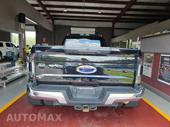2019 Ford Super Duty F-350 Lariat Crew Cab Long Bed DRW - miniatura 5