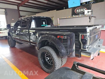 2019 Ford Super Duty F-350 Lariat Crew Cab Long Bed DRW - miniatura 6