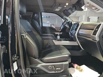 2019 Ford Super Duty F-350 Lariat Crew Cab Long Bed DRW - miniatura 8