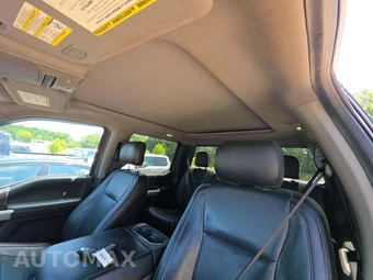 2019 Ford Super Duty F-350 Lariat Crew Cab Long Bed DRW - miniatura 11