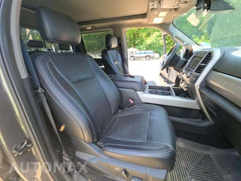 2019 Ford Super Duty F-350 Lariat Crew Cab Long Bed DRW - miniatura 18