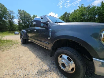 2019 Ford Super Duty F-350 Lariat Crew Cab Long Bed DRW - miniatura 4