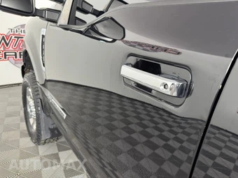 2019 Ford Super Duty F-350 Lariat Crew Cab Medium Bed - miniatura 23
