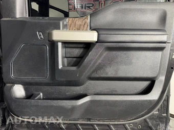 2019 Ford Super Duty F-350 Lariat Crew Cab Medium Bed - miniatura 39