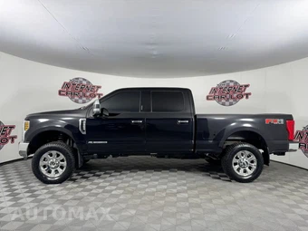 2019 Ford Super Duty F-350 Lariat Crew Cab Medium Bed - miniatura 4