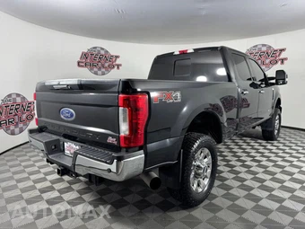 2019 Ford Super Duty F-350 Lariat Crew Cab Medium Bed - miniatura 7