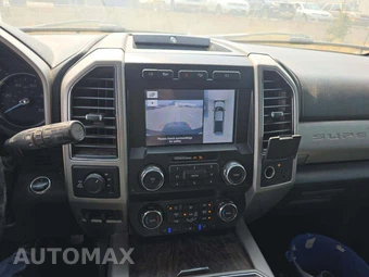 2019 Ford Super Duty F-350 Lariat Crew Cab Medium Bed - miniatura 10