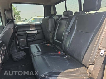 2019 Ford Super Duty F-350 Lariat Crew Cab Medium Bed - miniatura 13