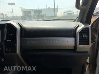 2019 Ford Super Duty F-350 Lariat Crew Cab Medium Bed - miniatura 19