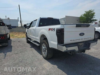 2019 Ford Super Duty F-350 Lariat Crew Cab Medium Bed - miniatura 2