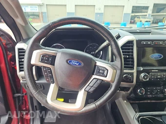 2019 Ford Super Duty F-350 Lariat Crew Cab Medium Bed - miniatura 10