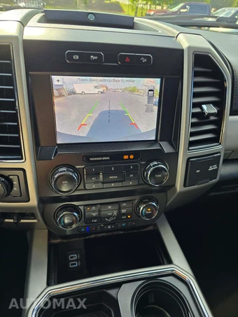 2019 Ford Super Duty F-350 Lariat Crew Cab Medium Bed - miniatura 12