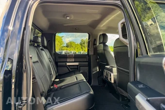 2019 Ford Super Duty F-350 Lariat Crew Cab Medium Bed - miniatura 17