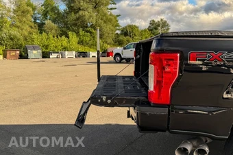 2019 Ford Super Duty F-350 Lariat Crew Cab Medium Bed - miniatura 21
