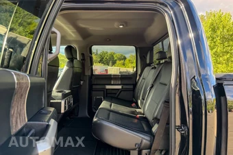 2019 Ford Super Duty F-350 Lariat Crew Cab Medium Bed - miniatura 22