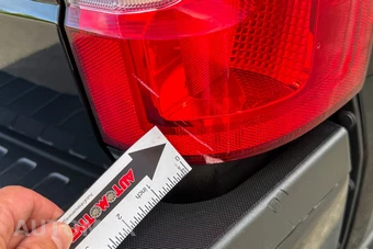 2019 Ford Super Duty F-350 Lariat Crew Cab Medium Bed - miniatura 41