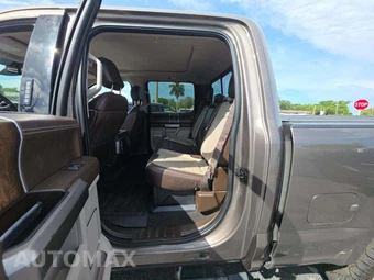 2019 Ford Super Duty F-350 Limited Crew Cab Medium Bed - miniatura 13