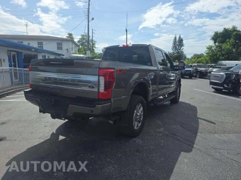 2019 Ford Super Duty F-350 Limited Crew Cab Medium Bed - miniatura 3