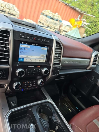 2019 Ford Super Duty F-350 Platinum Crew Cab Medium Bed - miniatura 10