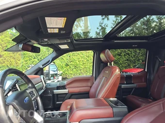 2019 Ford Super Duty F-350 Platinum Crew Cab Medium Bed - miniatura 11