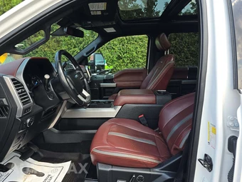 2019 Ford Super Duty F-350 Platinum Crew Cab Medium Bed - miniatura 6