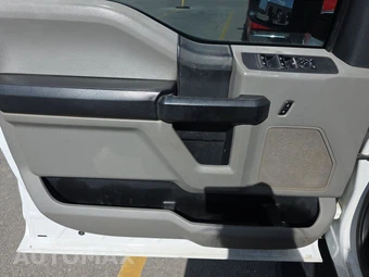 2019 Ford Super Duty F-350 XL Crew Cab Long Bed - miniatura 9
