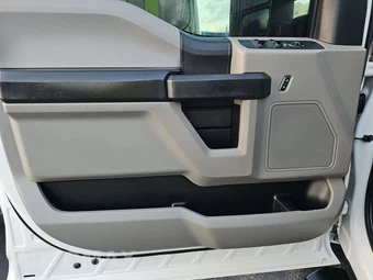 2019 Ford Super Duty F-350 XL Crew Cab Long Bed DRW - miniatura 9