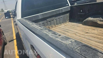 2019 Ford Super Duty F-350 XL Crew Cab Medium Bed - miniatura 47