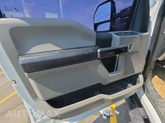 2019 Ford Super Duty F-350 XL Crew Cab Medium Bed - miniatura 9
