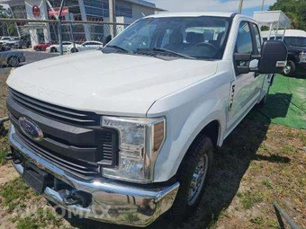 2019 Ford Super Duty F-350 XL Extended Cab Long Bed w/Rear Doors
