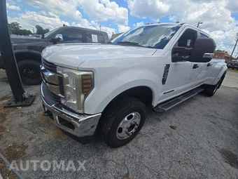 2019 Ford Super Duty F-350 XLT Crew Cab Long Bed DRW