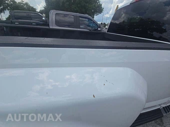2019 Ford Super Duty F-350 XLT Crew Cab Long Bed DRW - miniatura 28