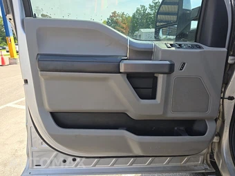 2019 Ford Super Duty F-350 XLT Crew Cab Long Bed DRW - miniatura 9