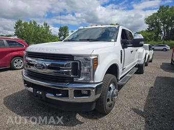 2019 Ford Super Duty F-350 XLT Crew Cab Long Bed DRW