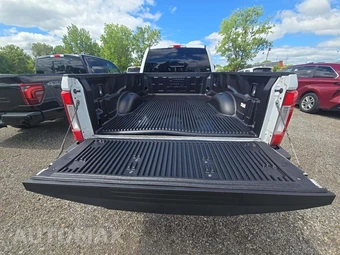 2019 Ford Super Duty F-350 XLT Crew Cab Long Bed DRW - miniatura 14