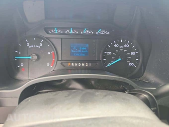 2019 Ford Super Duty F-450 Cab Chassis XL Crew Cab DRW - miniatura 9