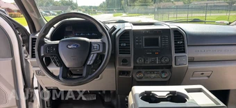 2019 Ford Super Duty F-450 Cab Chassis XL Crew Cab DRW - miniatura 11