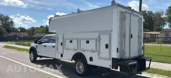 2019 Ford Super Duty F-450 Cab Chassis XL Crew Cab DRW - miniatura 6
