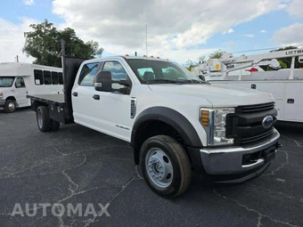 2019 Ford Super Duty F-450 Cab Chassis XL Crew Cab DRW - miniatura 4