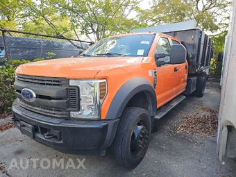 2019 Ford Super Duty F-450 Cab Chassis XL Crew Cab DRW